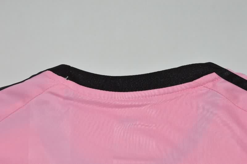 AAA Quality Bayern Munich 25/26 Goalkeeper Pink Soccer Jersey