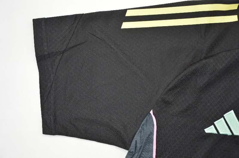 AAA Quality Juventus 25/26 Training Soccer Jersey 06