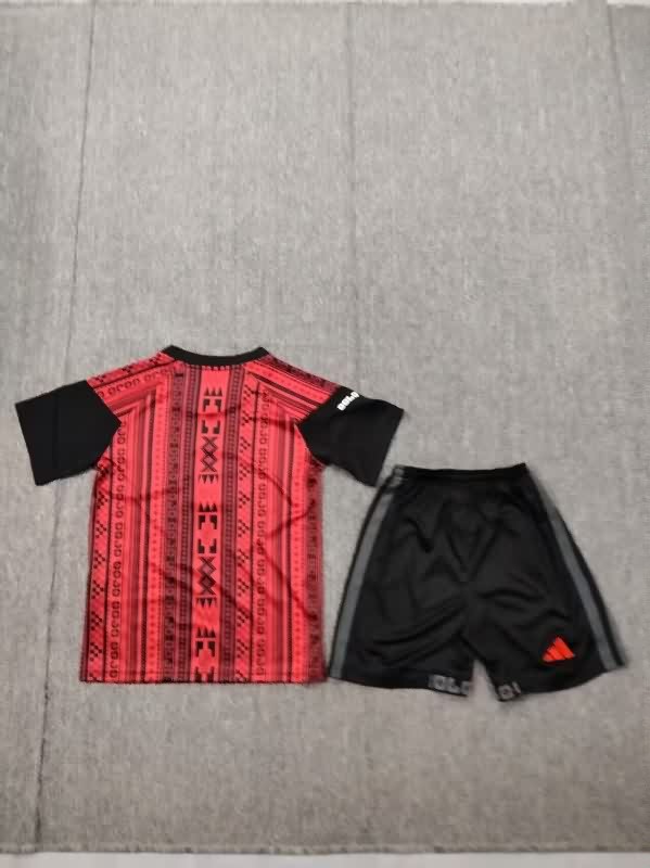 Kids Colo Colo 2026 Training Soccer Jersey And Shorts