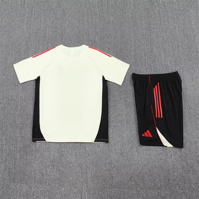 AAA Quality Liverpool 25/26 White Soccer Training Sets
