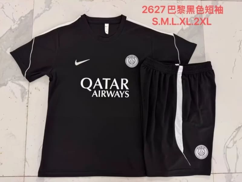 AAA Quality Paris St German 25/26 Black Soccer Training Sets 02