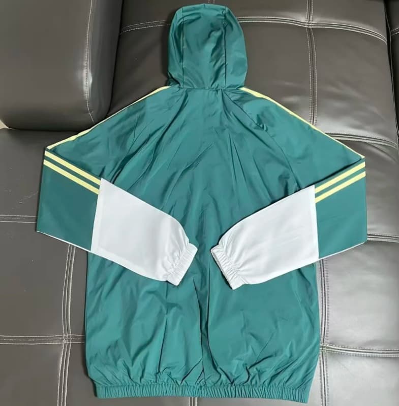 AAA Quality Liverpool 25/26 Green Soccer Windbreaker 02