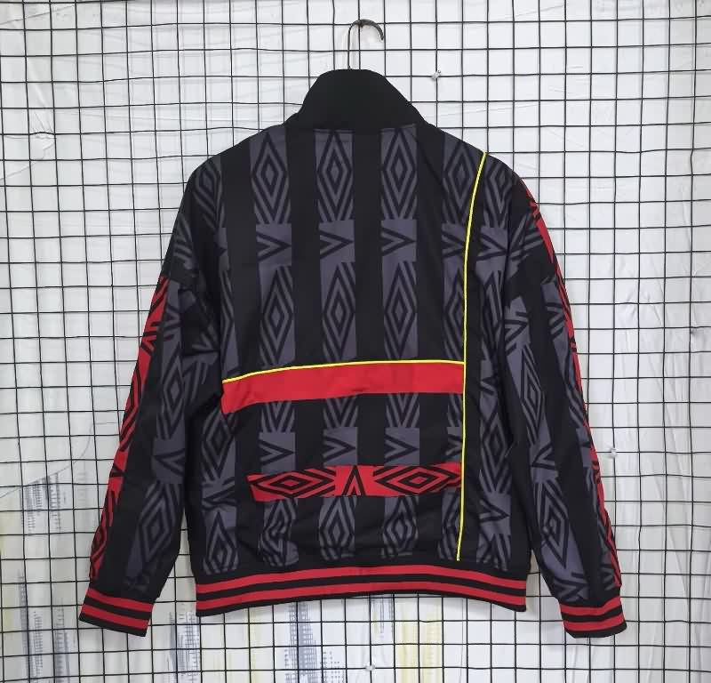 AAA Quality Manchester United 25/26 Black Soccer Windbreaker 02