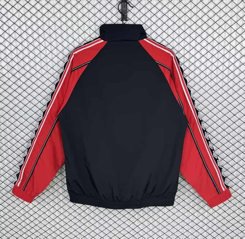 AAA Quality Manchester United 25/26 Black Soccer Windbreaker 05
