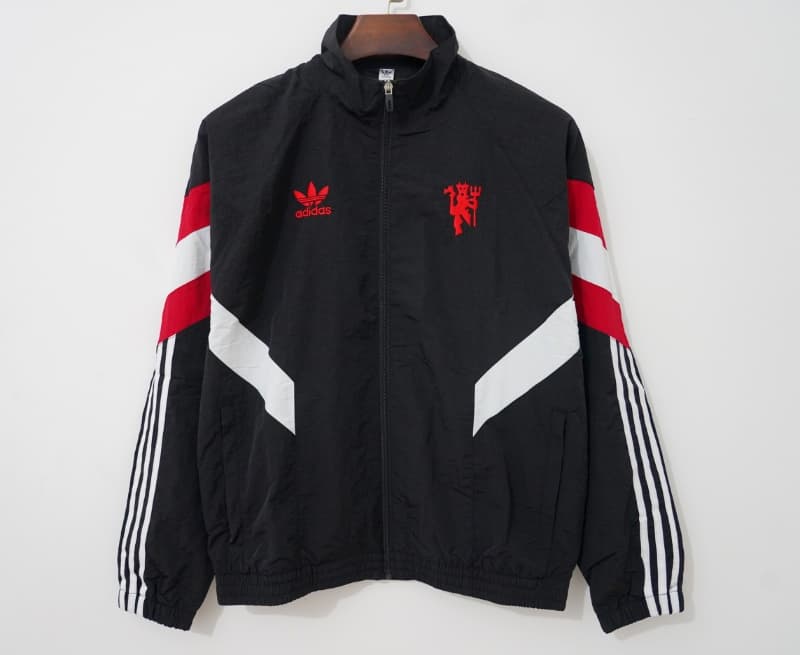 AAA Quality Manchester United 25/26 Black Soccer Windbreaker 06 AAA Quality Manchester United 25/26 Black Soccer Windbreaker 06