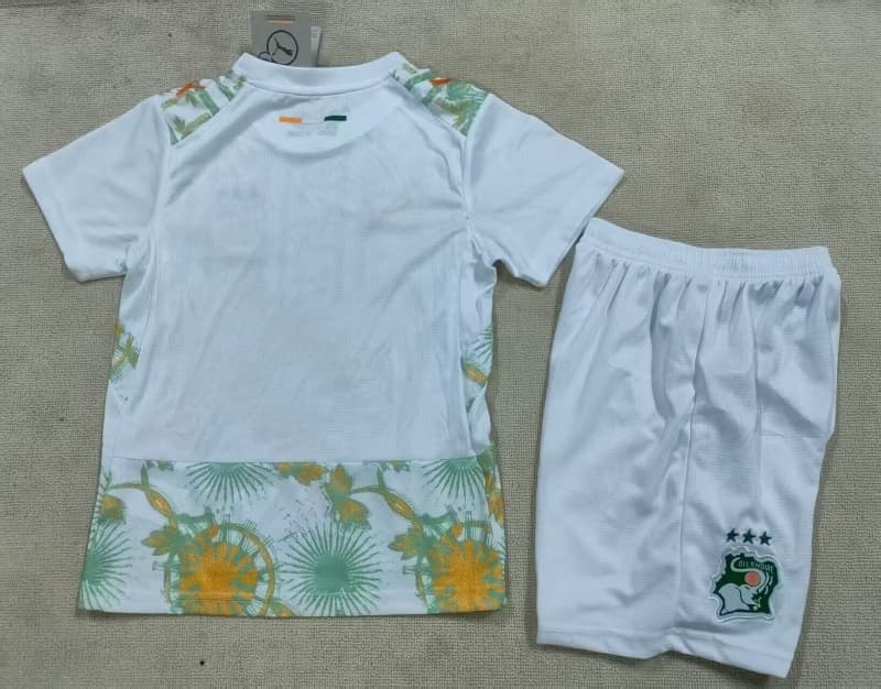 Kids Ivory 2026 Away Soccer Jersey And Shorts