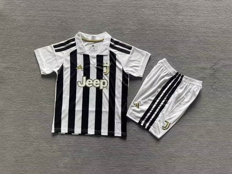 Kids Juventus 26/27 Home Soccer Jersey And Shorts (Leaked) Kids Juventus 26/27 Home Soccer Jersey And Shorts (Leaked)