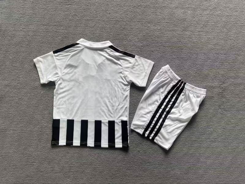 Kids Juventus 26/27 Home Soccer Jersey And Shorts (Leaked)