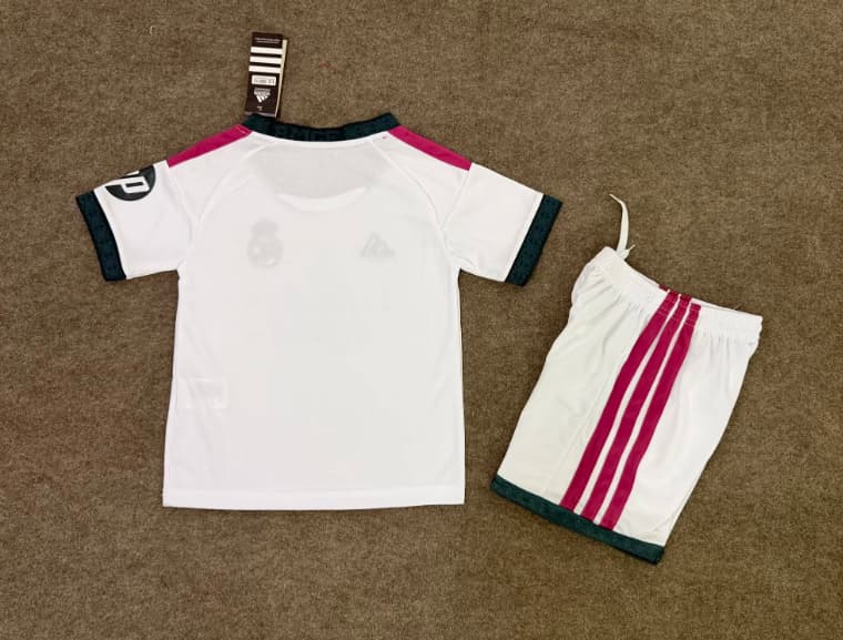 Kids Real Madrid 26/27 Home Soccer Jersey And Shorts (Leaked)