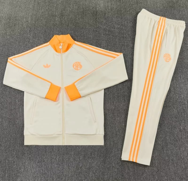AAA Quality Bayern Munich 26/27 Cream Soccer Tracksuit AAA Quality Bayern Munich 26/27 Cream Soccer Tracksuit