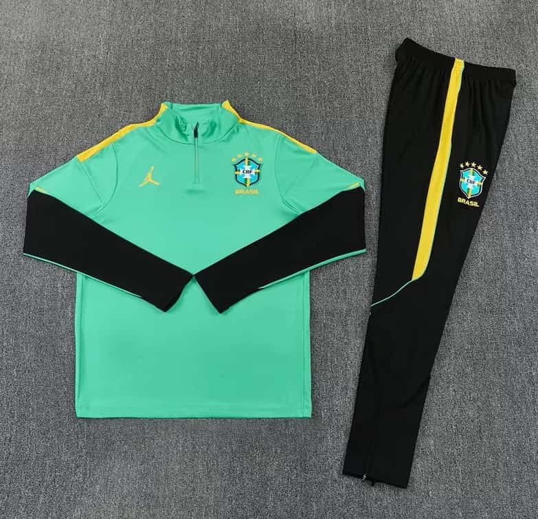 AAA Quality Brazil 2026 Green Soccer Tracksuit 02