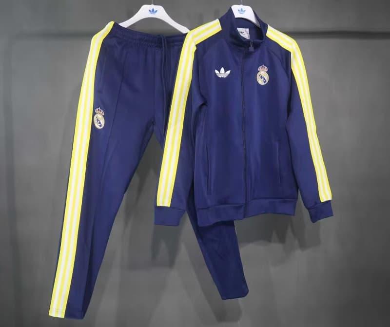 AAA Quality Real Madrid 26/27 Dark Blue Soccer Tracksuit AAA Quality Real Madrid 26/27 Dark Blue Soccer Tracksuit