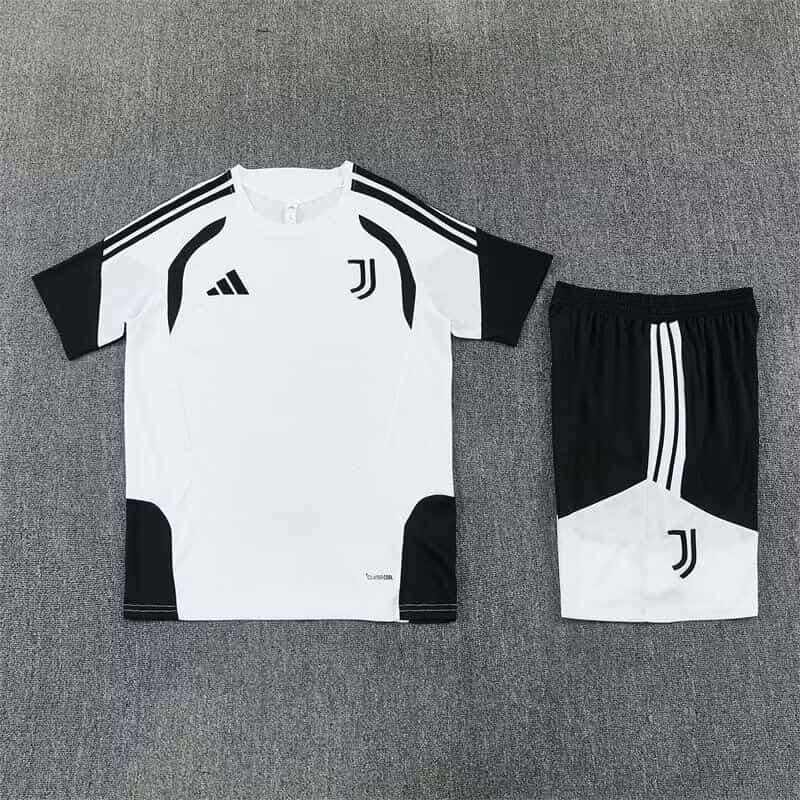 AAA Quality Juventus 26/27 White Soccer Training Sets AAA Quality Juventus 26/27 White Soccer Training Sets