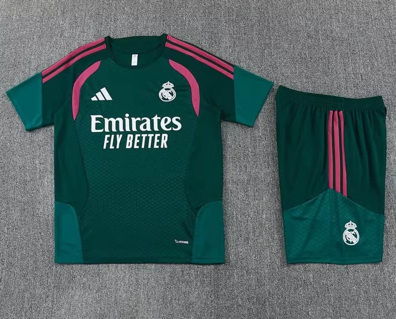 AAA Quality Real Madrid 26/27 Green Soccer Training Sets AAA Quality Real Madrid 26/27 Green Soccer Training Sets