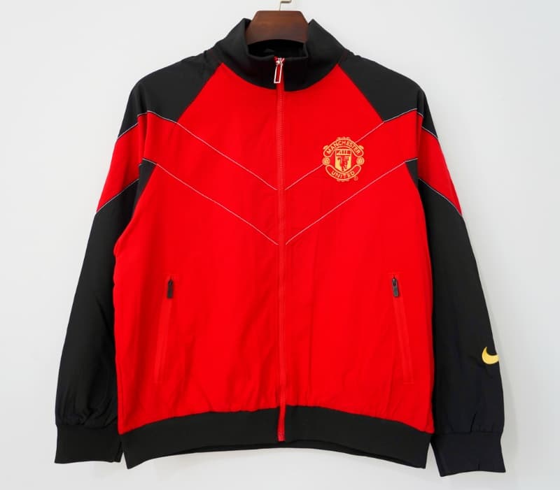 AAA Quality Manchester United 2006/07 Red Soccer Windbreaker AAA Quality Manchester United 2006/07 Red Soccer Windbreaker