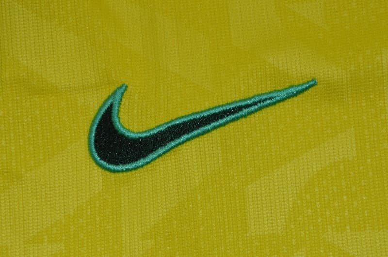 AAA Quality Brazil 2026 Home Women Cropped Soccer Jersey