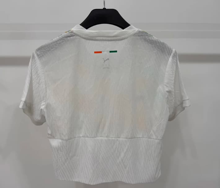 AAA Quality Ivory 2026 Away Women Cropped Soccer Jersey