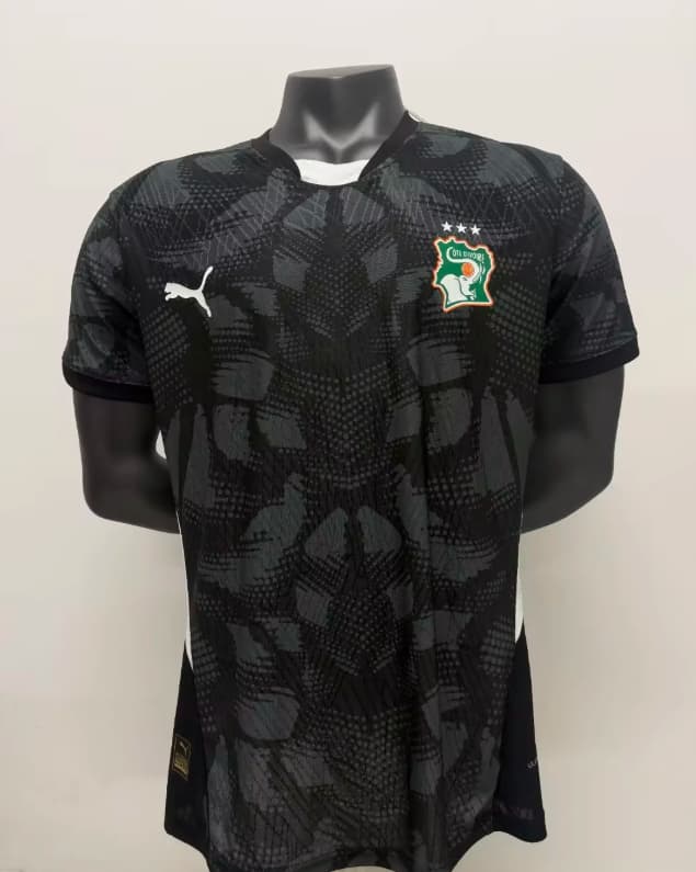 AAA Quality Ivory 2026 Goalkeeper Black Soccer Jersey AAA Quality Ivory 2026 Goalkeeper Black Soccer Jersey
