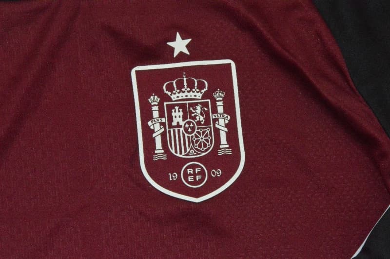 AAA Quality Spain 2026 World Cup Goalkeeper Red Long Sleeve Soccer Jersey