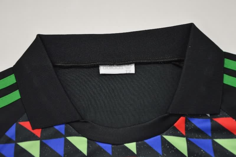 AAA Quality Argentina 1990 Goalkeeper Retro Soccer Jersey