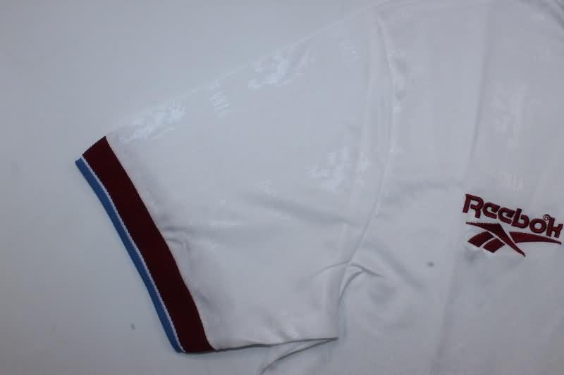 Aston Villa Soccer Jersey Away Retro Replica 1995/96