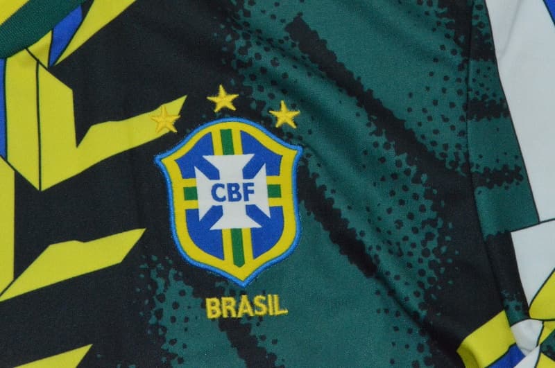 AAA Quality Brazil 1994 Goalkeeper Green Retro Long Soccer Jersey