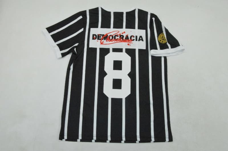 AAA Quality Corinthians 1982 Away Retro Soccer Jersey
