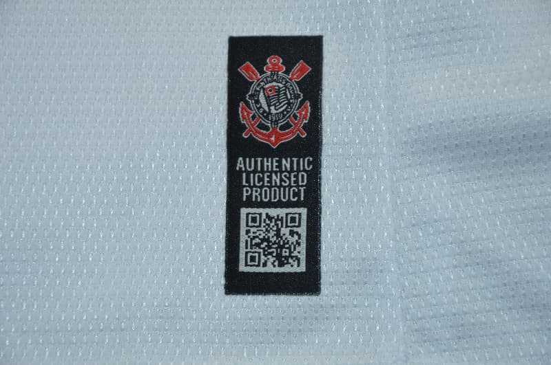 AAA Quality Corinthians 2005 Home Retro Soccer Jersey