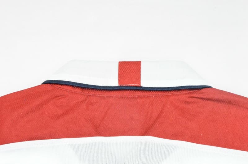 AAA Quality England 2004 Home Long Sleeve Retro Soccer Jersey