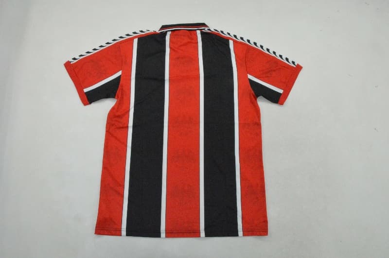 AAA Quality Frankfurt 1996/97 Home Retro Soccer Jersey