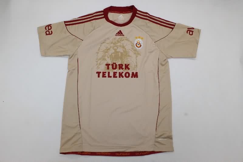 AAA Quality Galatasaray 2010/11 Away Retro Soccer Jersey