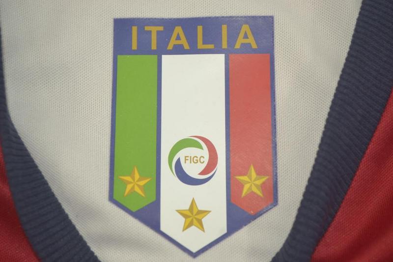 Italy Soccer Jersey Goalkeeper Red Retro Replica 2006