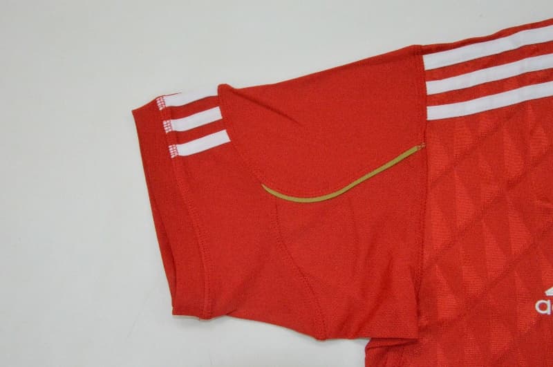 Liverpool Soccer Jersey Home Retro Replica 2010/12