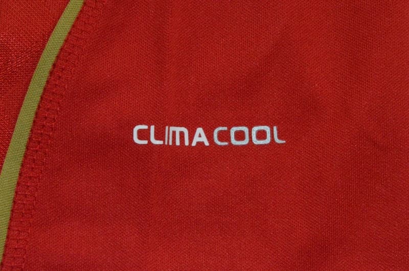 Liverpool Soccer Jersey Home Retro Replica 2010/12