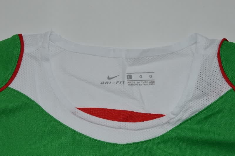 AAA Quality Mexico 2004 Home Retro Soccer Jersey