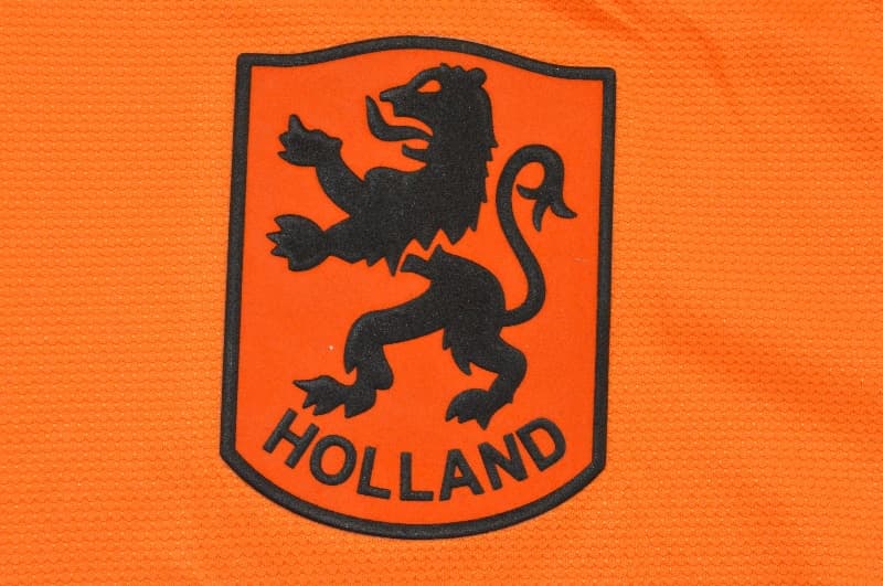 AAA Quality Netherlands 1980 Home Retro Soccer Jersey