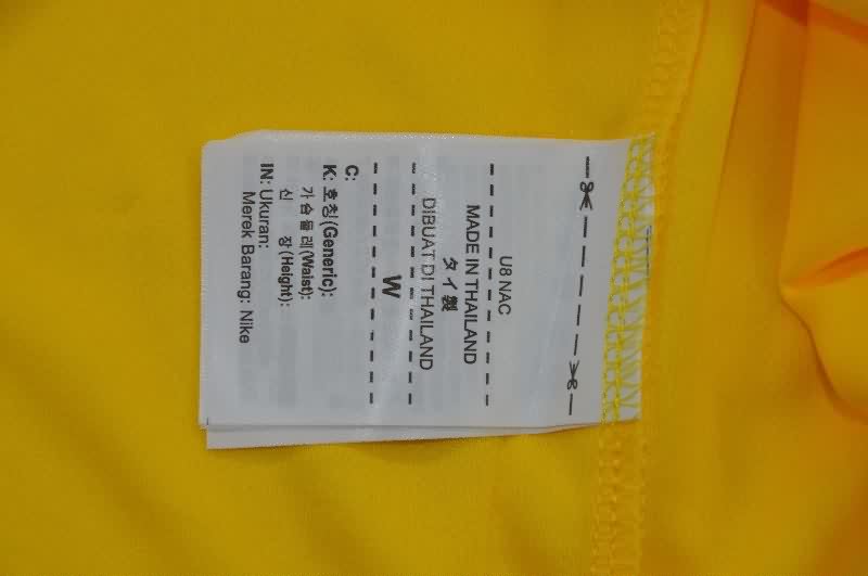 AAA Quality Paris St German 2017/18 Away Retro Soccer Jersey