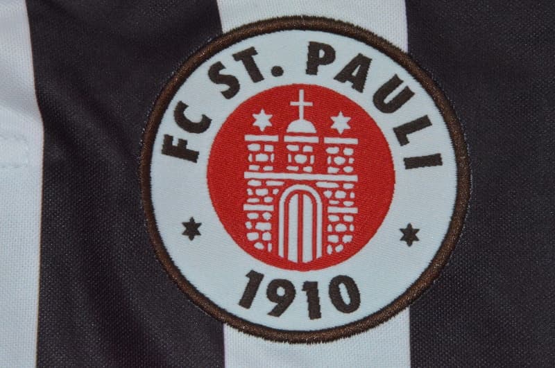 AAA Quality St Pauli 2000/01 Home Retro Soccer Jersey
