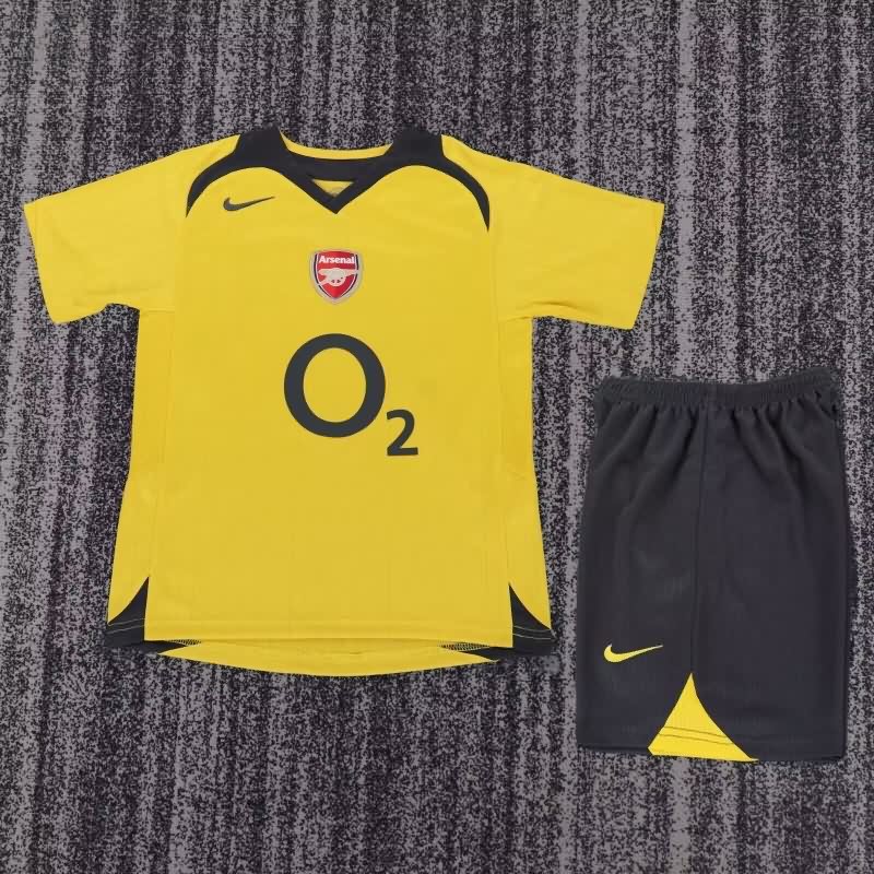 Kids Arsenal 2005/06 Away Soccer Jersey And Shorts