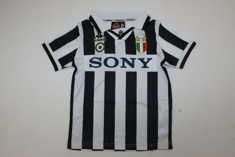 Kids Juventus 1995/96 Home Soccer Jersey And Shorts
